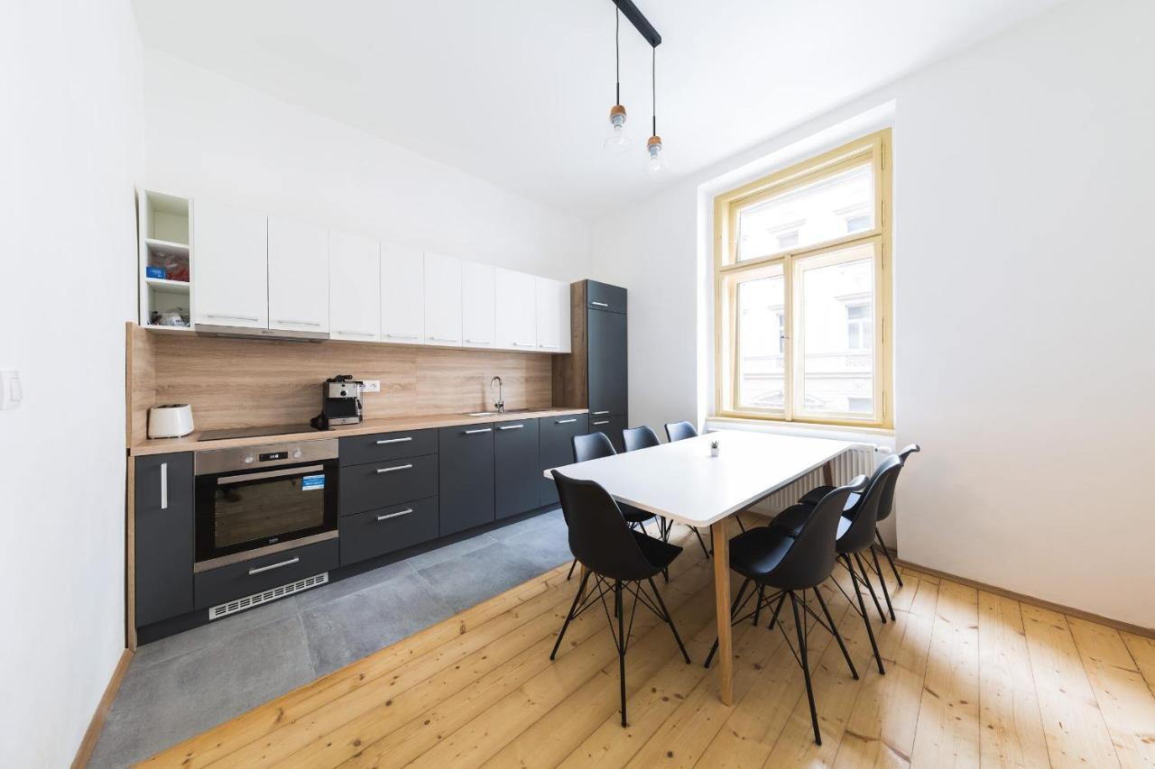 Boheme Apartment Prague Three Екстериор снимка