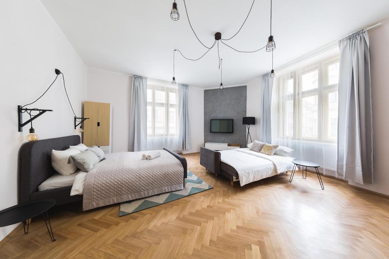 Boheme Apartment Prague Three Екстериор снимка